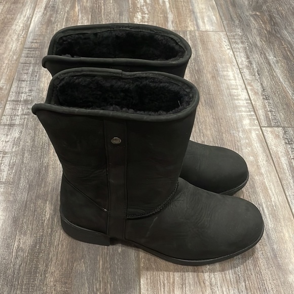 Abeo Burlington leather & shearling boots - Picture 4 of 10
